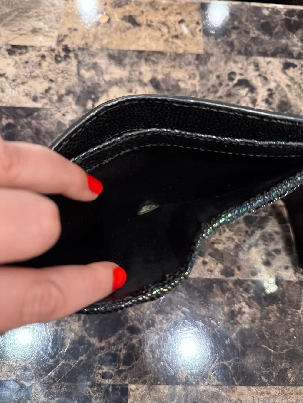 ❌SOLD❌🌟 Rare Henri Bendel Petrol Oil Slick Iridescent Trifold Wallet 🌟 - Picture 12 of 16